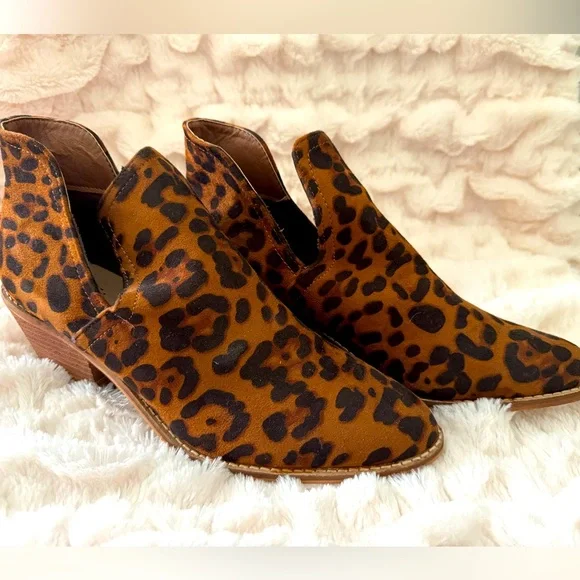 BEAST FASHION | Shoes | Animal Print Booties New | Poshmark